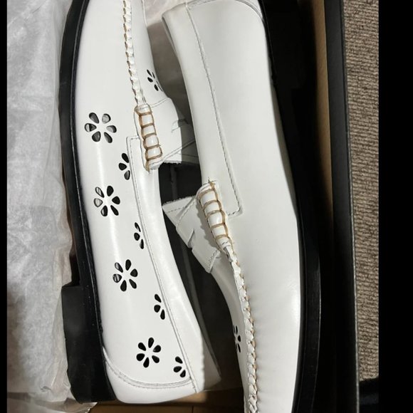 G.H. Bass & Co. White Floral Cutout Loafers - Picture 1 of 10